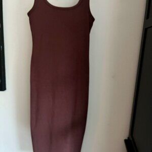 Vuori Halo Essential Dress in Chestnut Heather